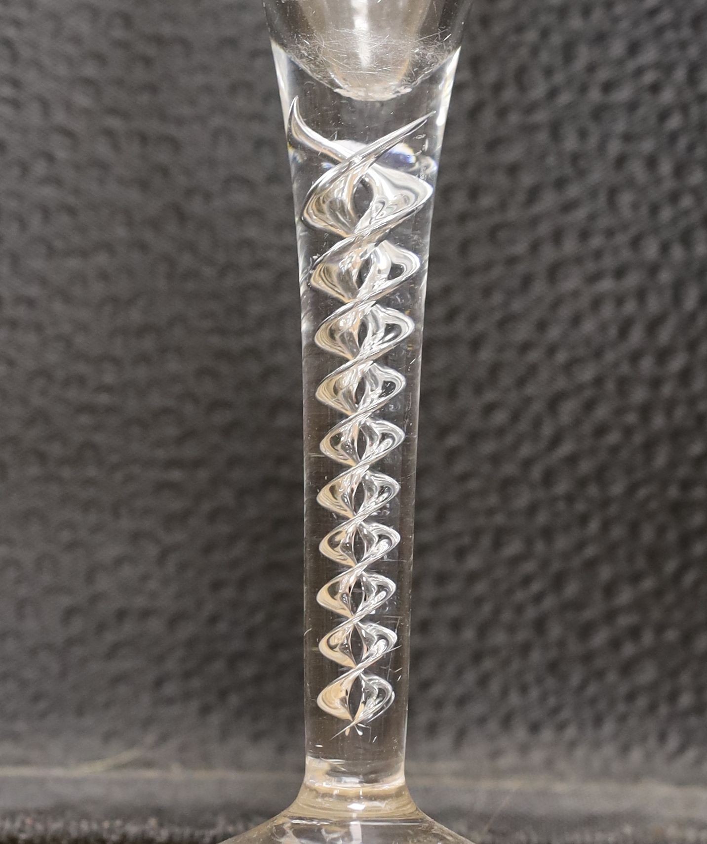 A Georgian Mercury twist glass - 16cm tall